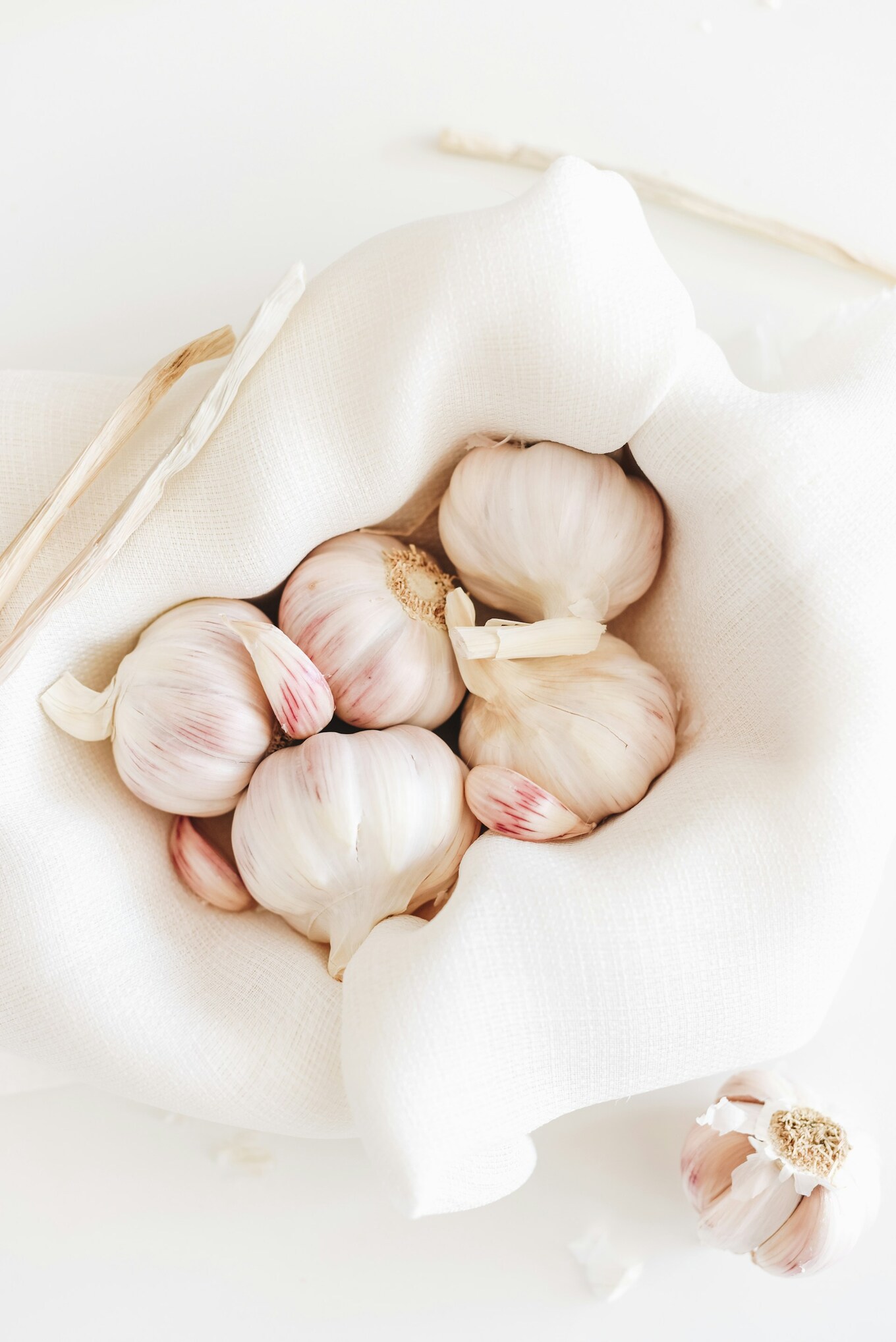 garlic bulbs
